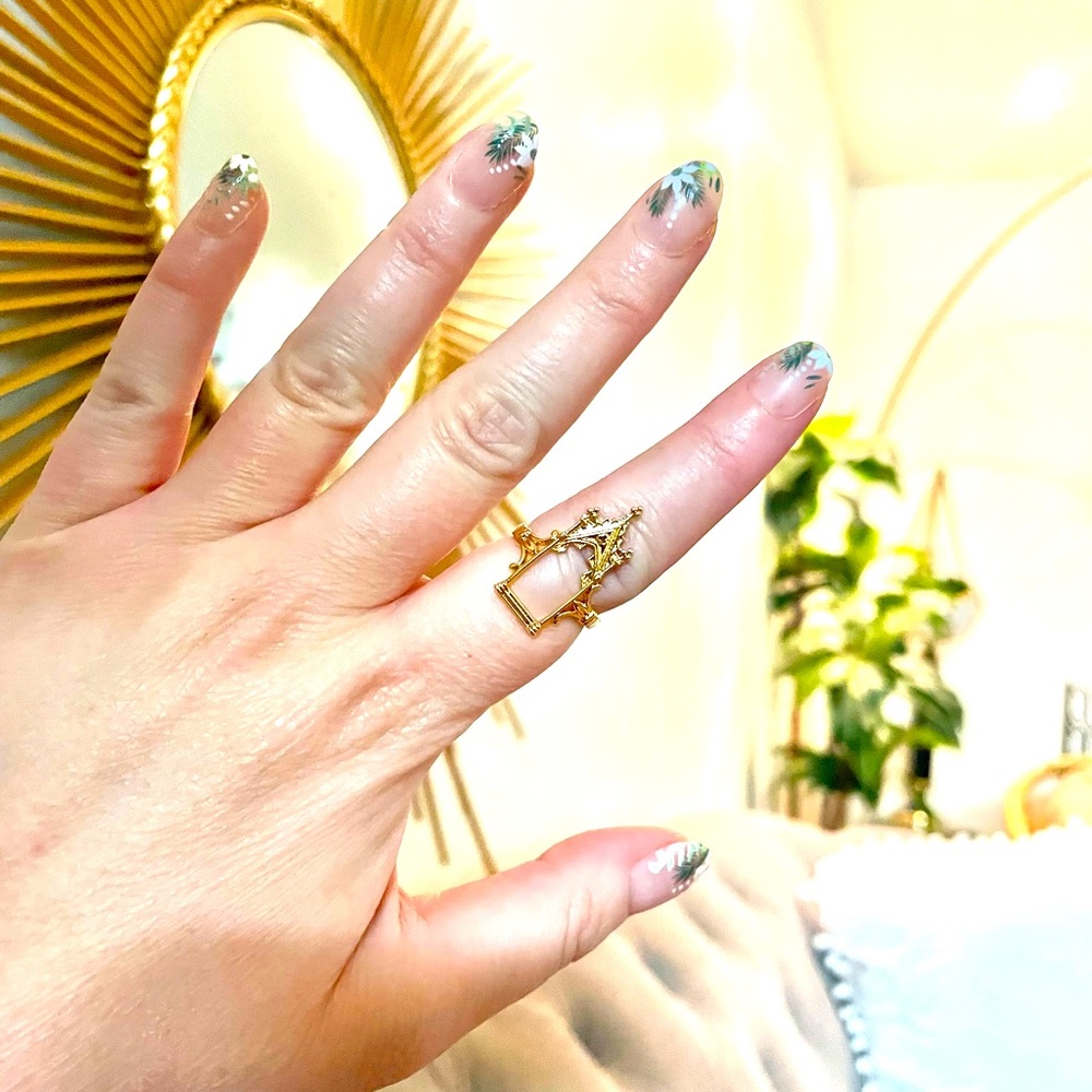 Gold Frame Ring - Picture 7 of 7